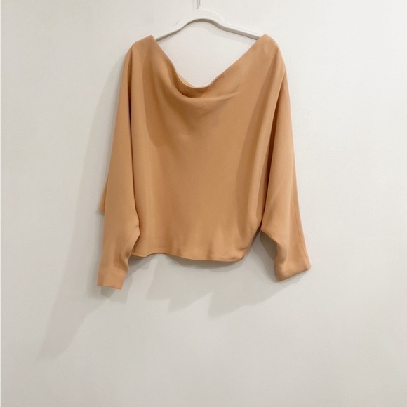 Alexis Mazin Top in Topaz - Picture 7 of 11